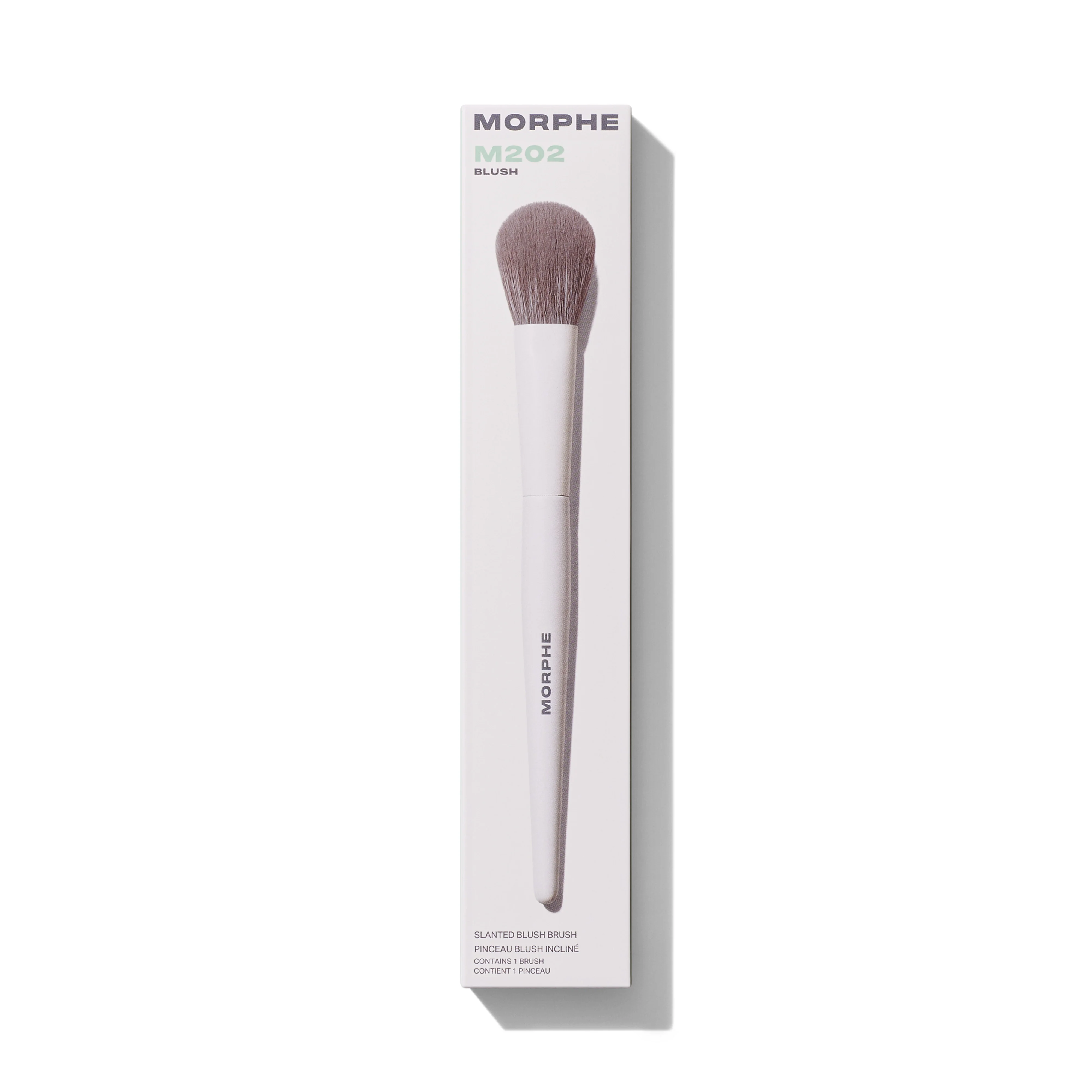 351-m202-slanted-blush-brush-2.webp M202 Slanted Blush Brush