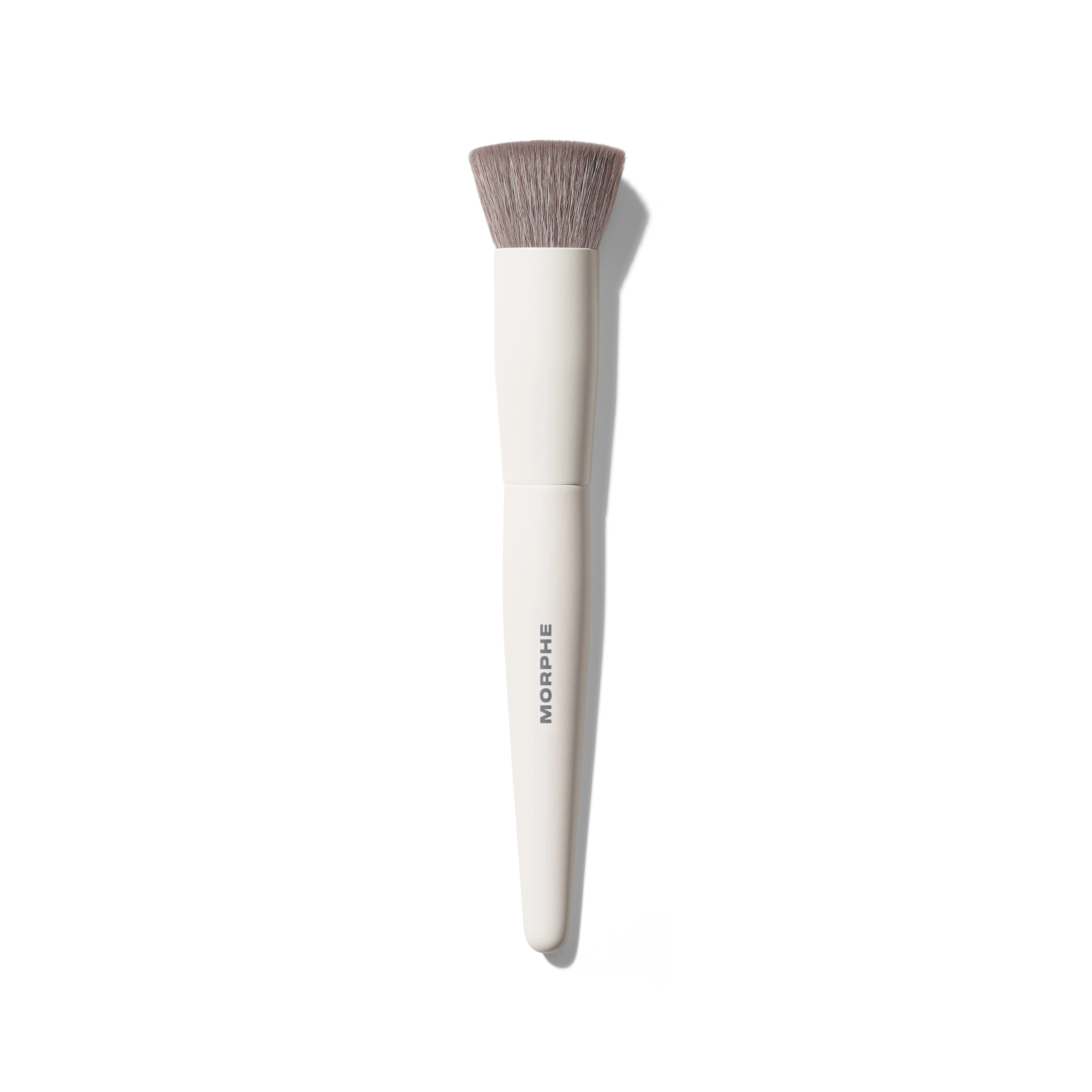 363-m106-flat-topped-foundation-brush-1.webp M106 Flat-Topped Foundation Brush