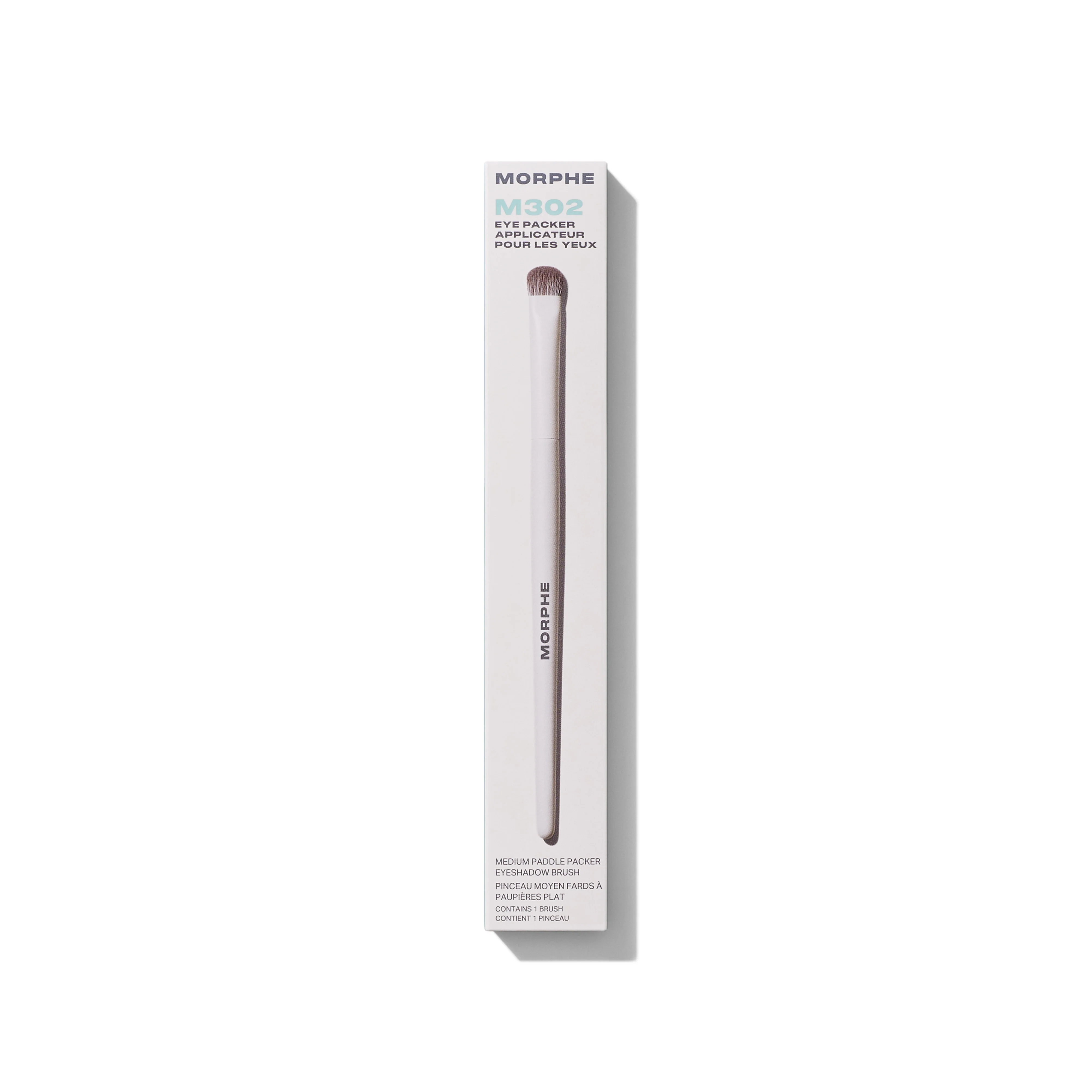 370-m302-medium-paddle-packer-eyeshadow-brush-2.webp M302 Medium Paddle Packer Eyeshadow Brush