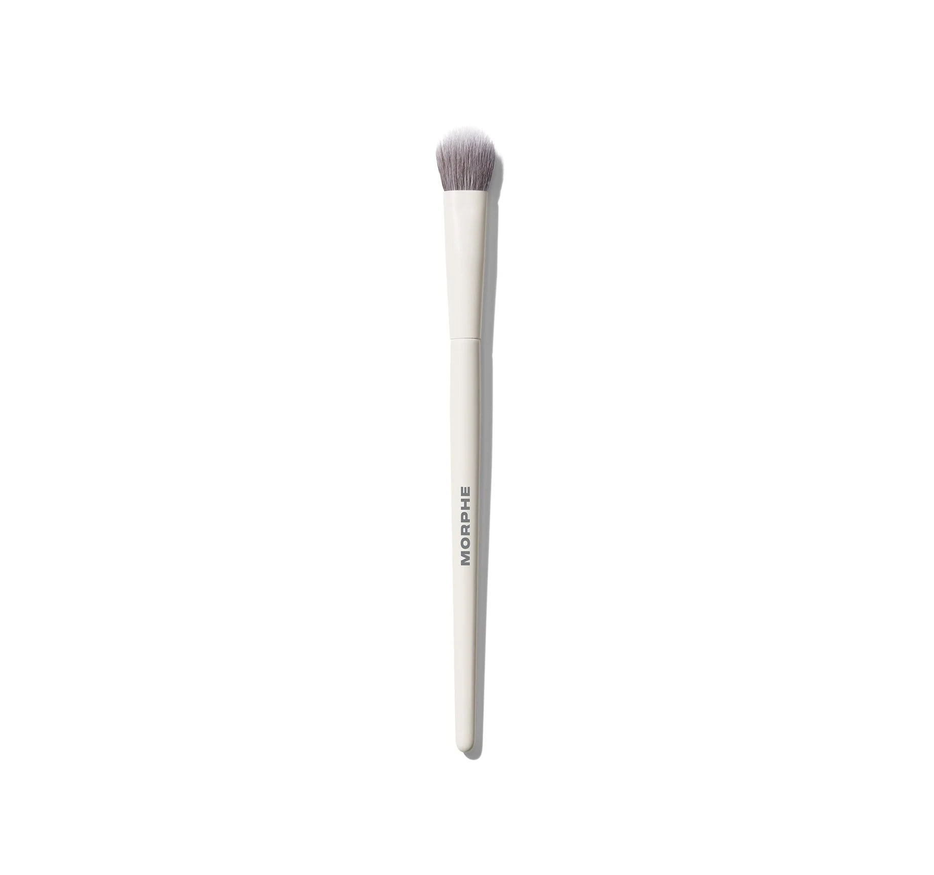 374-m131-rounded-paddle-concealer-brush-1.webp M131 Rounded Paddle Concealer Brush