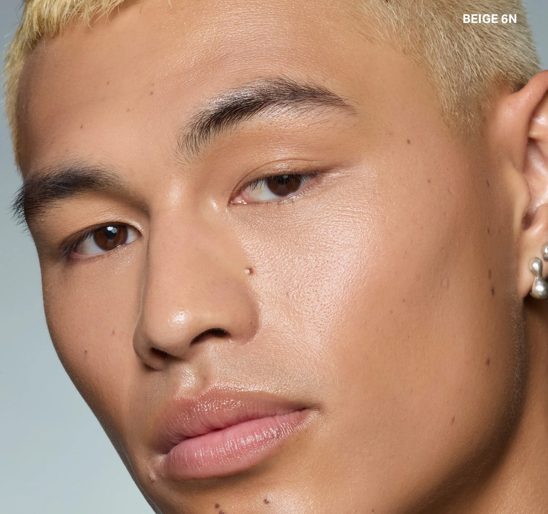 409-wakeup-artist-under-eye-correcting-concealer-15.webp Wakeup Artist Under Eye Correcting Concealer